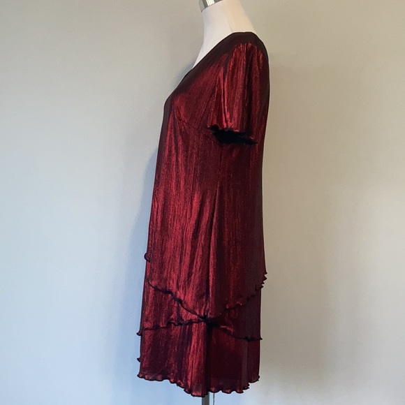 ❤️‍🔥 NWT Metallic Red Ruffle Cocktail Midi Dress - Picture 9 of 16